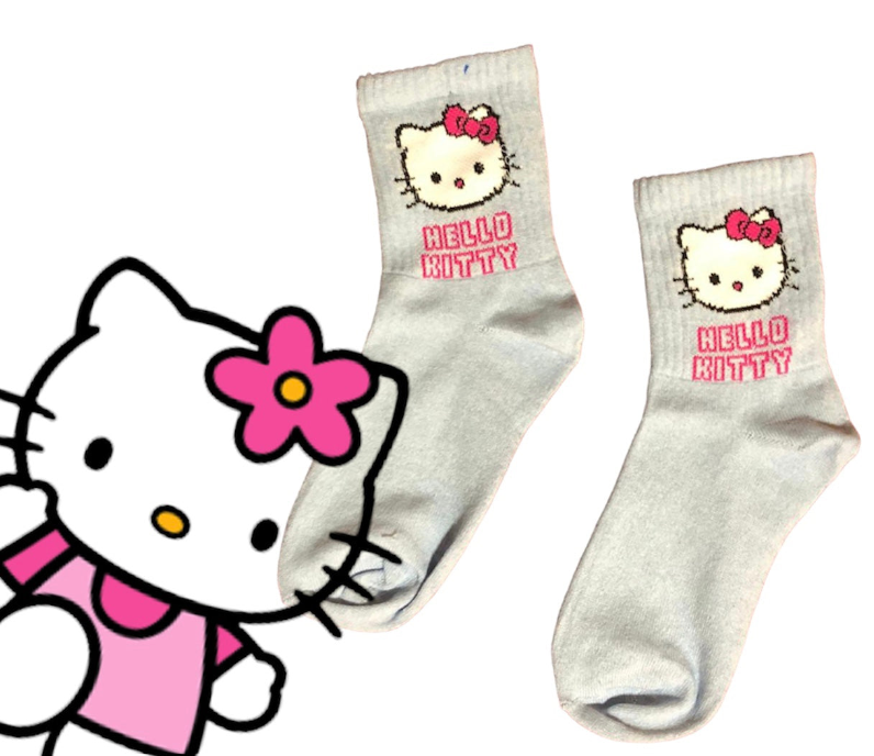 middle hello kitty blue